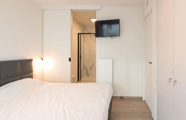 Open View Apartment by the Beach - Photo 3