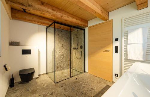 HEIMATEL - A Huesle - Foto 4