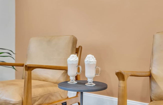 Fall Getaway With Hot Tub Fire Pit and Games - Photo 18