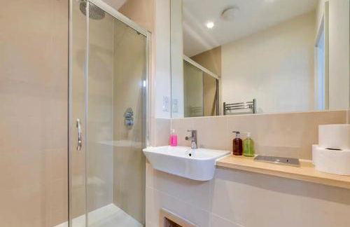 Pass the Keys 53 Austin Drive · Modern Townhouse near Addenbrookes Own Parking - Foto 25