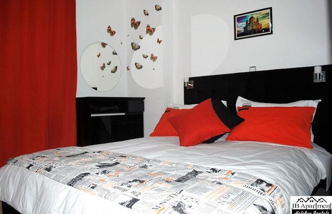 JB Apartment - Photo 36