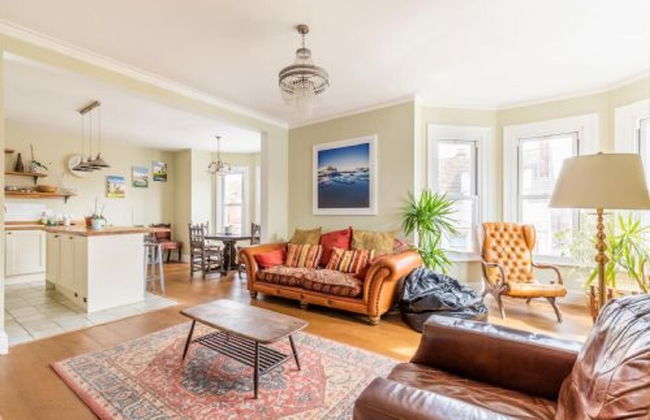 Host Stay Cabbell Towers - Foto 15