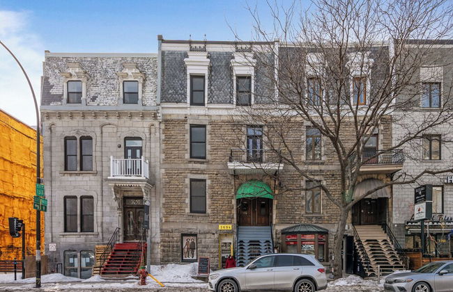 Downtown Luxe - Parking, Metro, King Bed, Sleeps 6 - Foto 45