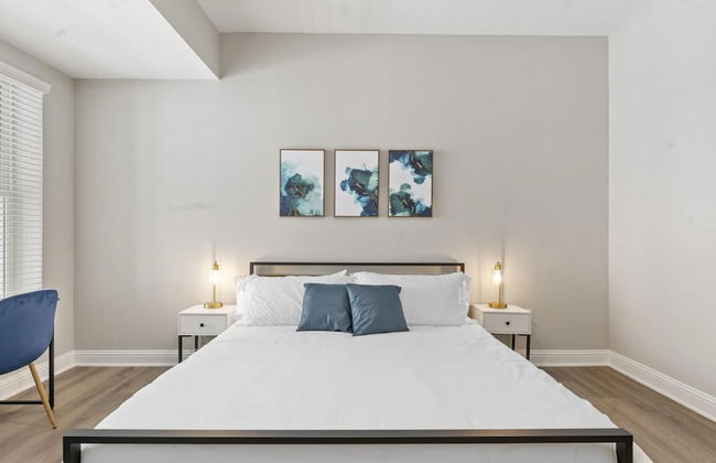 Top Floor Soco 2BR King Suite 8 Mins to Downtown - Foto 3