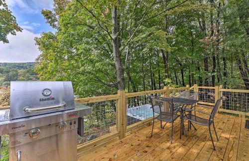 Hilltop Hideaway with Scenic Views and Hot Tub! - Foto 18