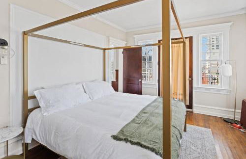 Grand Historic 8BR 6 5BA Mansion Waterfront Decks - Foto 27