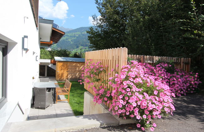 Bernadette - Foto 29