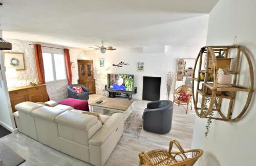 Villa Confort Jacuzzi Clim Parking classé 3 étoiles - Photo 12