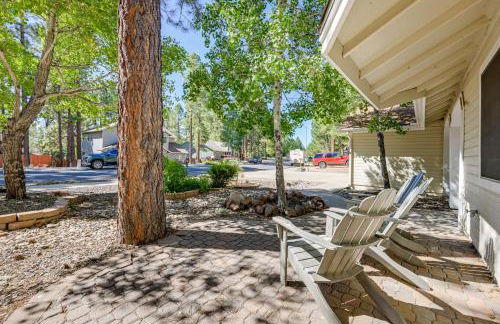 Stylish Flagstaff Hideaway with Hot Tub and Fire Pit! - Foto 29