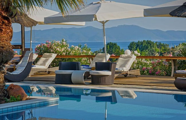 Iakovakis Suites & Spa - Photo 41