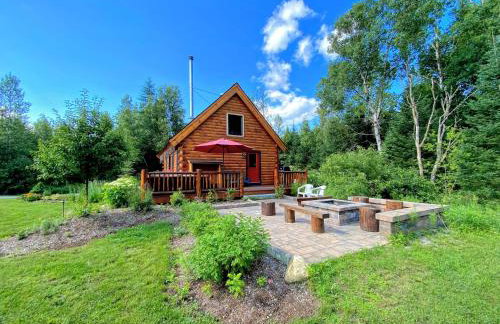 BC Log cabin with private beach river fire pit AC wifi onsite trails ski slope views - Foto 70