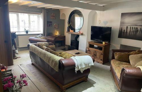 Coaltown Cottage Cosy 4 bed cottage with log burner, close to Gower beaches - Foto 9