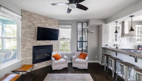 Indy Gem, Mins from Downtown with Hot Tub - Photo 4