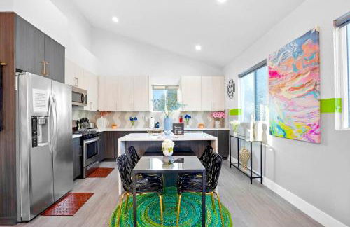 A- Stylish and Comfy NoHo Retreat- 5 Star Area, Hot Tub - Foto 4