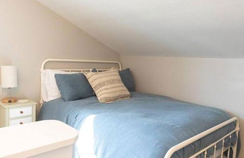 Waddle on Inn- Hot Tub, Pet Friendly, Fully Fenced, 5 Blocks to Beach! - Foto 24