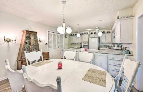 Furnished Deck with Views Hot Springs Cottage - Foto 7