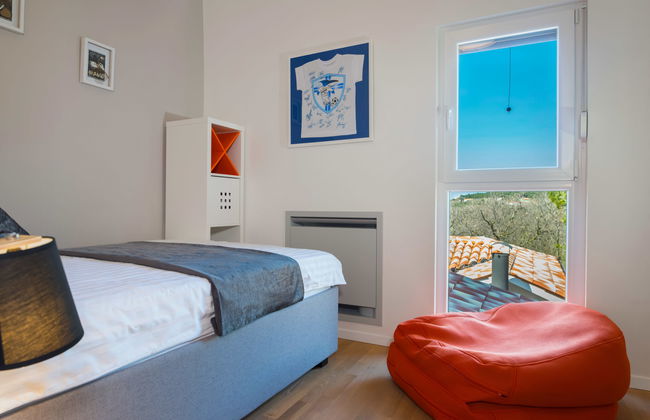 Villa with Swimming Pool, Outdoor Kitchen, Sauna, Hot Tub, Play Area, Sea View - Foto 43