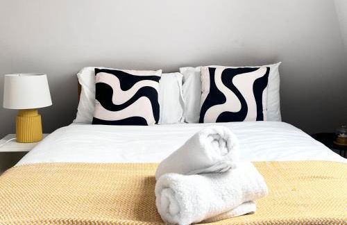 Stunning Five Bedroom Holiday Home in Chartham Canterbury with Hot Tub - Foto 4