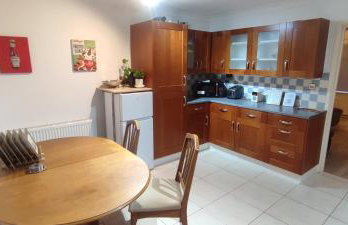 Sheffield Arena Meadowhall Interchange with off road free parking & CCTV - Foto 1