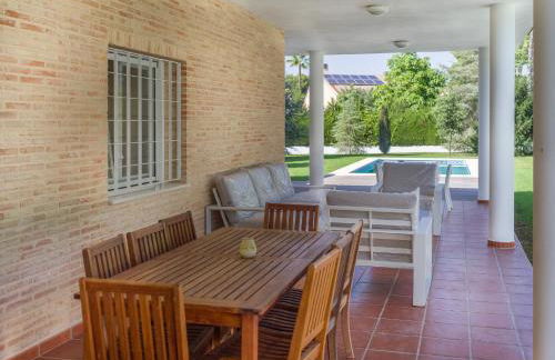 Casa Chalet Villa con piscina, jardín y aire acondicionado cerca de Valencia en La Eliana-L'Eliana - Foto 71