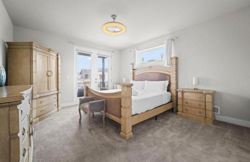 Rooftop Sunset Escape BBQ & Billiards Sleeps 8 - Foto 42