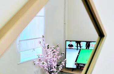 Beautiful Townhouse with Netflix - Foto 7