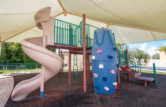 Berkley Lake Townhomes - Photo 53