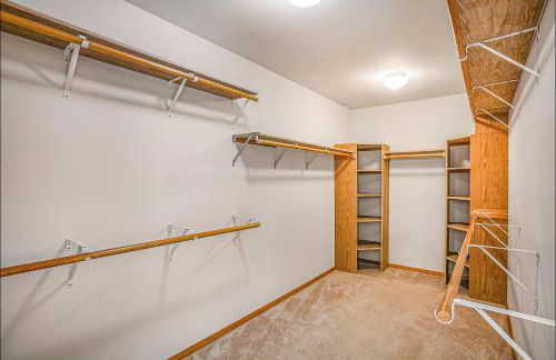 Spacious 3BR3BA with Spectacular Water Views - Foto 33