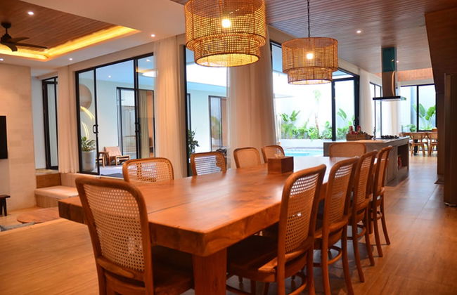 Maplewood Mountain 9BR with Heated Pool - Photo 32