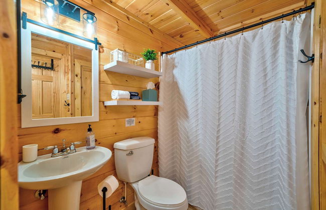 Misty Creek Cabin Private 3 BDR w/ Game Room! - Foto 23