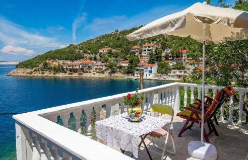 Stunning Apartment In Senj With Kitchen - Foto 1