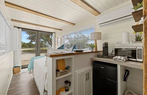 New The Wildflower Cozy Container Home - Foto 10