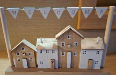 Caravan with hot tub at Tattershall lakes - Foto 35