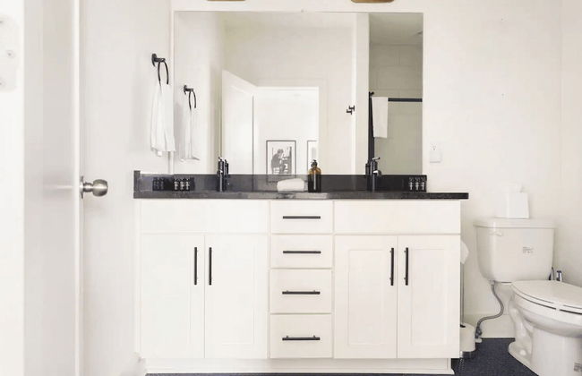 Hart Suite Buyout 2 by Avantstay Two Nashville Town Houses w/ Stunning Amenities & Design - Foto 17