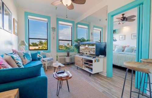 Palm Beach Island Condominiums - Photo 29