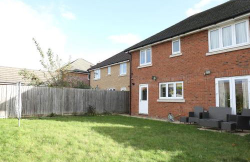 Spacious home with office and double driveway & FREE Wifi By ULTIMATE HOMES AWAY - Foto 50