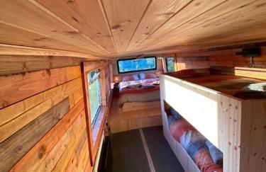 Sleeps 18 Double Decker Bus Hot Tub Sauna Cinema Pets - Foto 14