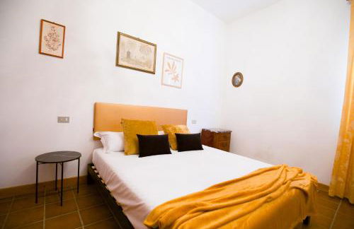 Grande casa con giardino e box auto, 3 camere e 3 bagni - Foto 2