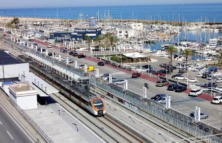 Marina Port & Beach-Apartment - Photo 32