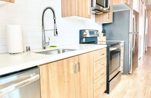 Beautiful One Bedroom Apartment With View of City - Foto 14