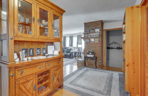 Family-Friendly Riverhouse Fishing and Hot Tub - Foto 13