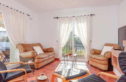 Private Heated Pool, Jacuzzi & 1225m2 garden in Villa Cipreses - Photo 9