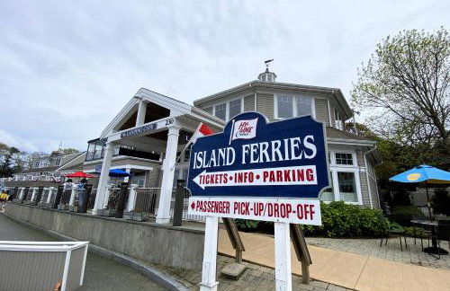 Spacious Oceanfront 3BR Condo with Private Beach in Ideal Hyannis Location - Photo 28