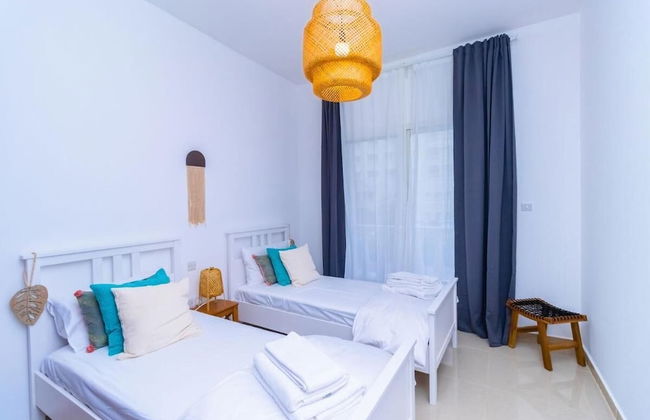 Fairways 3 Bedroom Villa With Plunge Pool and Bbq - Photo 2