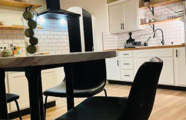 1BR 1 BA near Carl Health and OSF - Foto 12