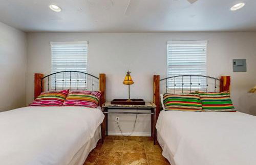 4-Bedroom Spacious Home with Guest House & Pool, Located on 9 Acres of Land - Foto 30
