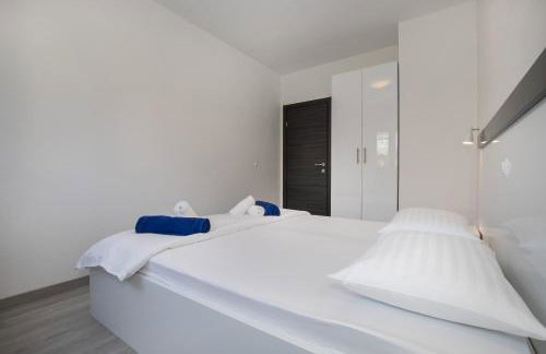 Apartments BlueView - Photo 12