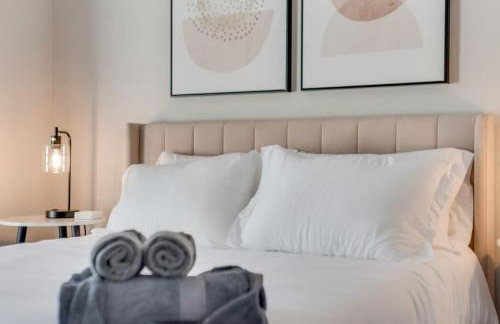 Boho Chic Home w Backyard Paradise - Pool + Grill - Foto 21