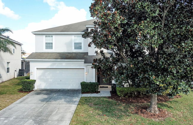 This Amazing 6 Bedroom Property With a Lake View - Foto 50