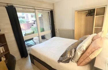 Golf Saint Cyprien ground floor 2 bedrooms Apartment with terrace - Photo 3